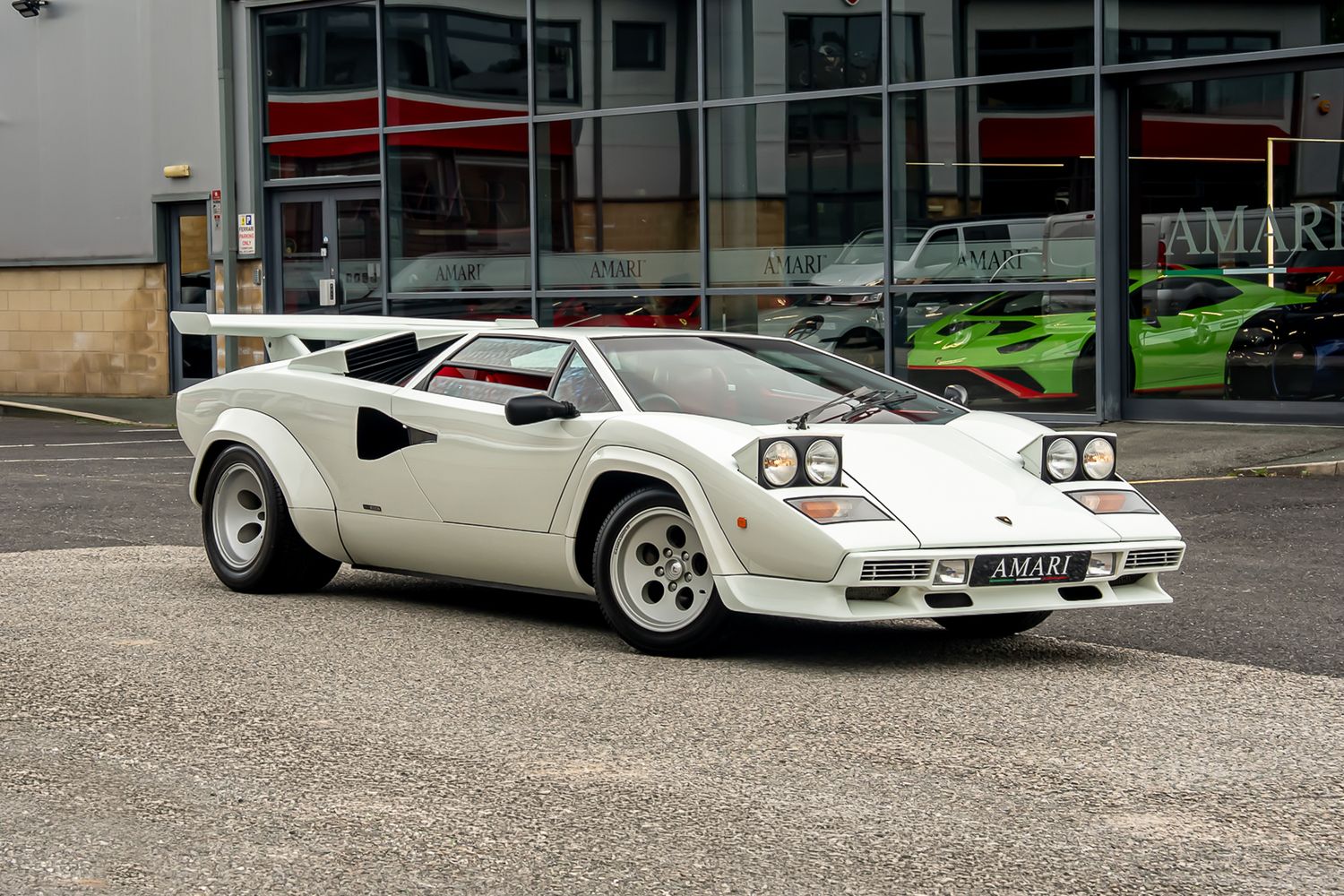 LAMBORGHINI COUNTACH LP400S
