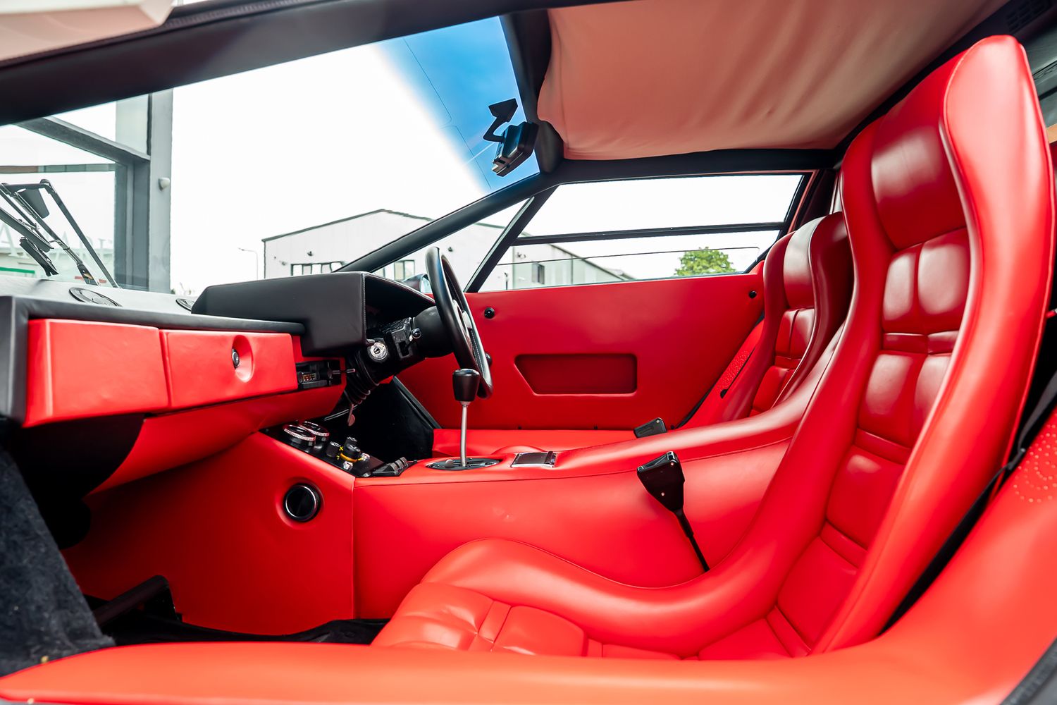 LAMBORGHINI COUNTACH LP400S