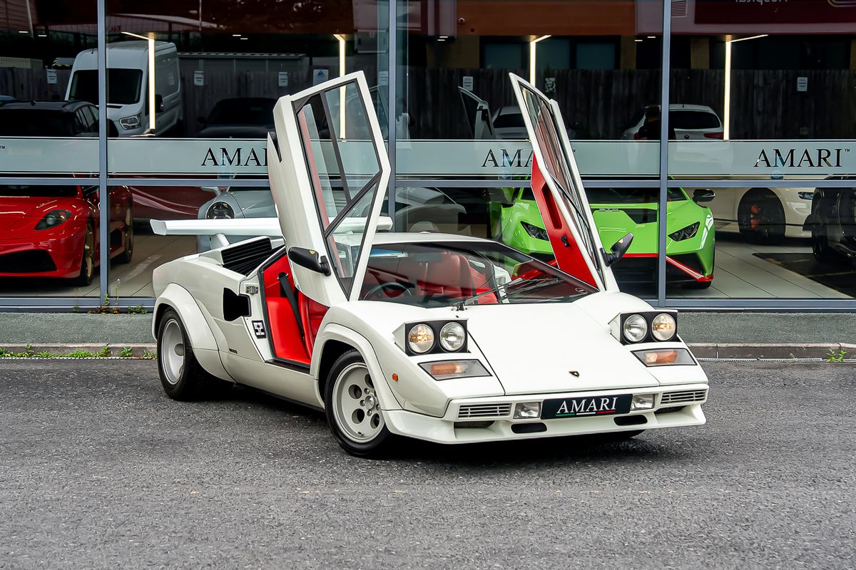 LAMBORGHINI COUNTACH LP400S