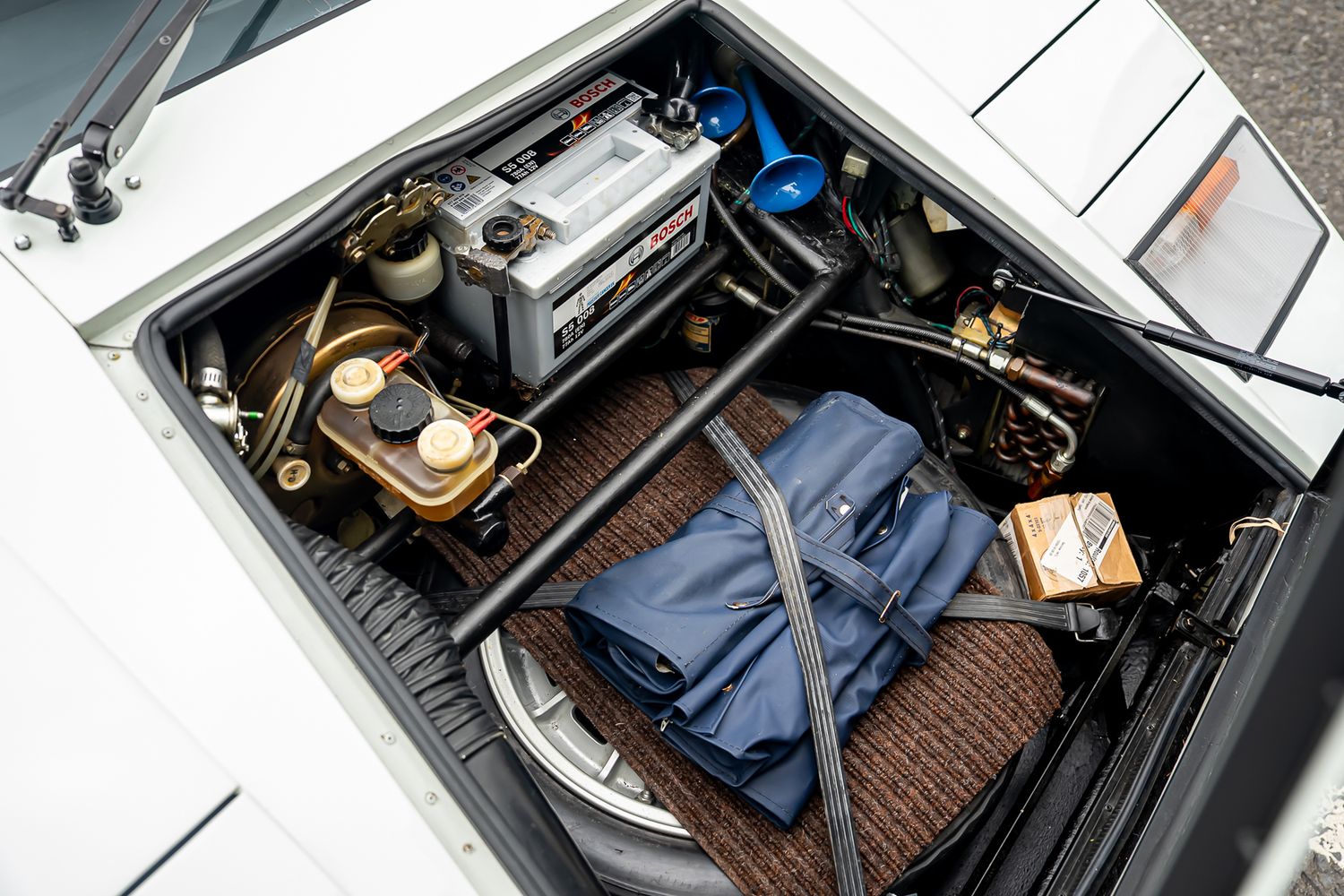LAMBORGHINI COUNTACH LP400S