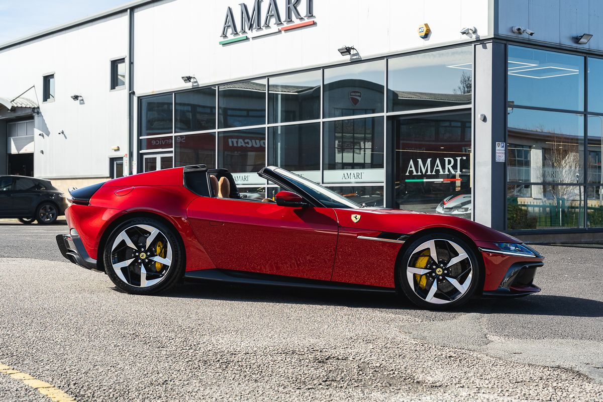 FERRARI 12CILINDRI SPIDER