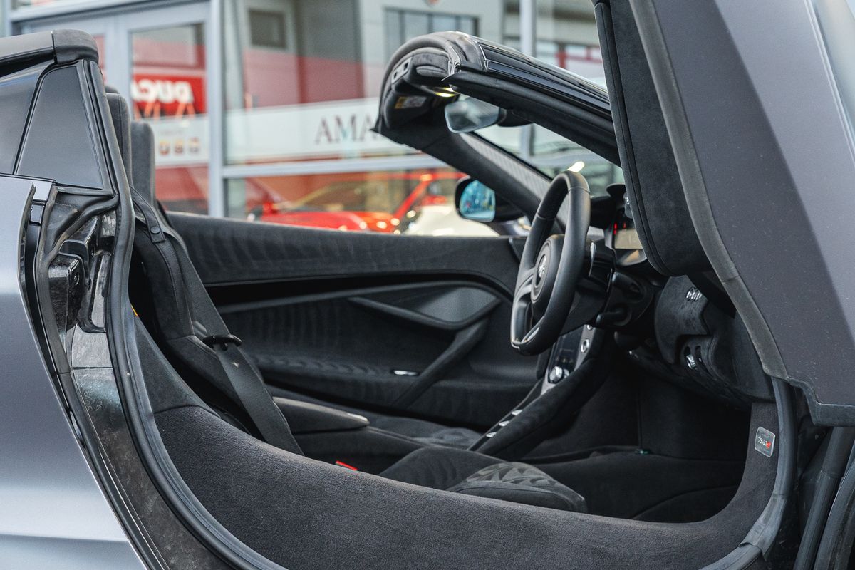 McLaren 750S Spider