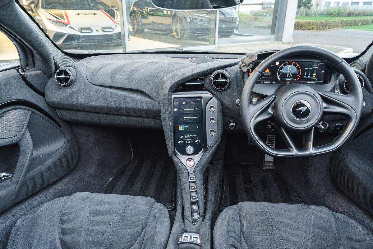 McLaren 750S Spider