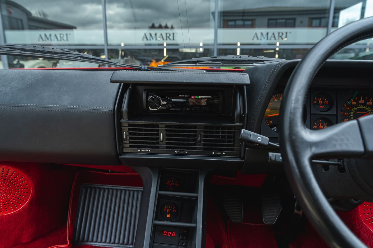 FERRARI TESTAROSSA Flat 12