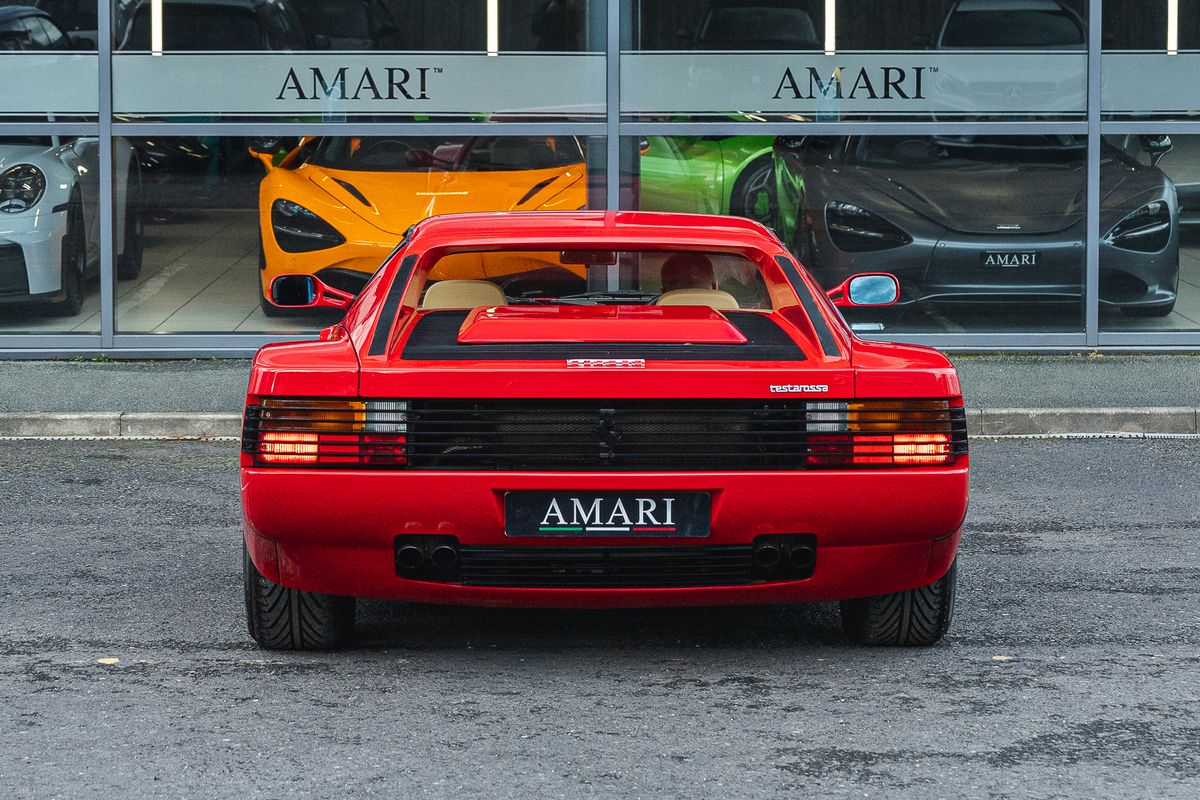 FERRARI TESTAROSSA Flat 12