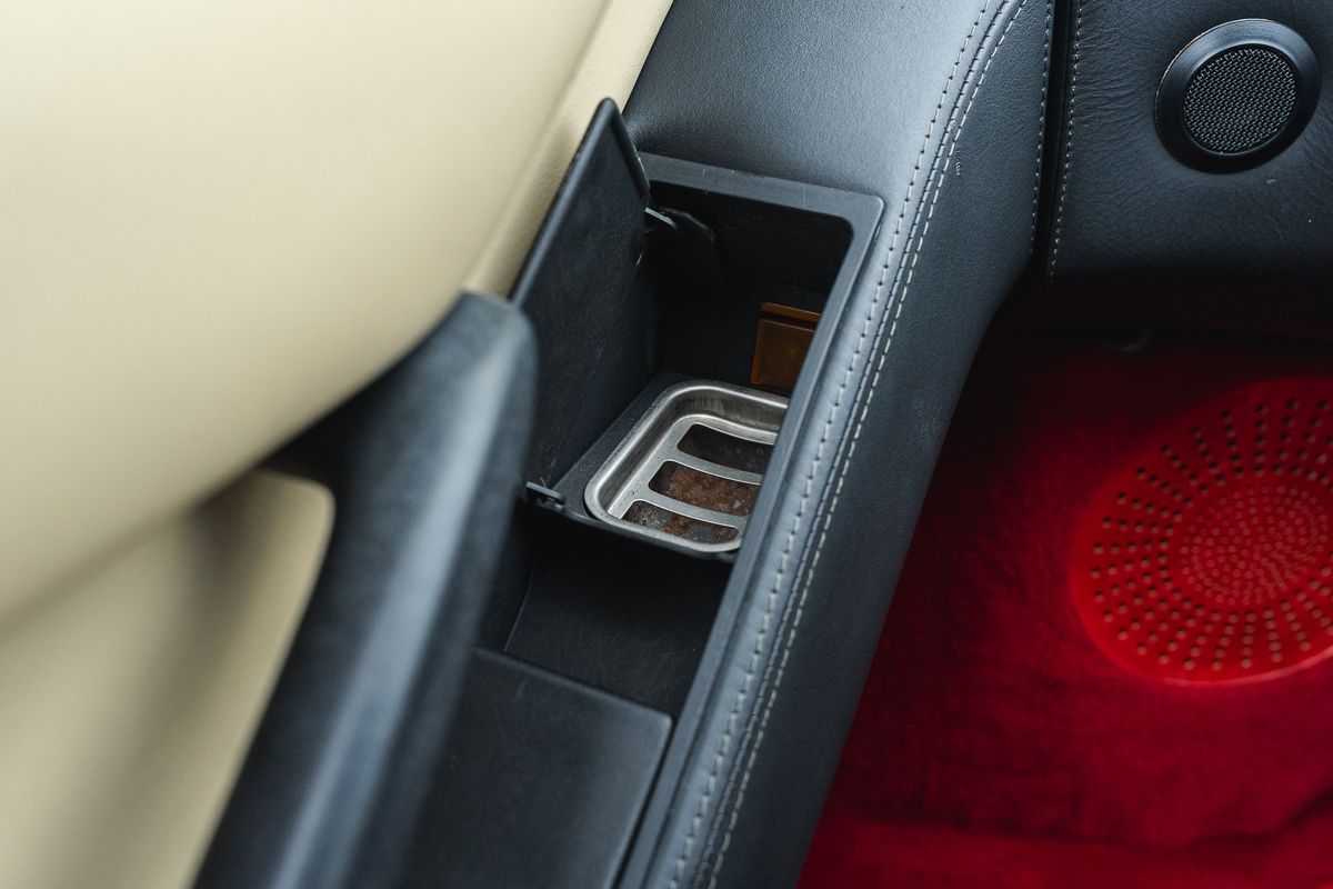 FERRARI TESTAROSSA Flat 12