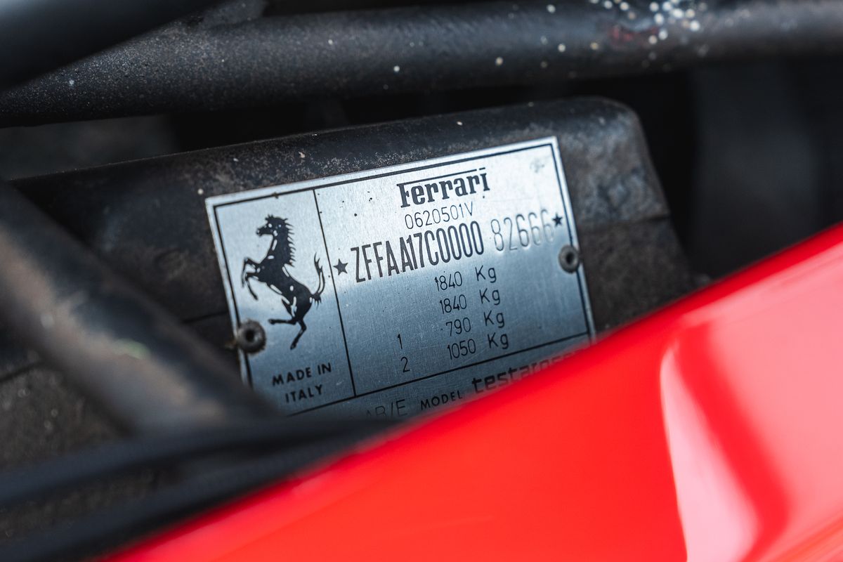 FERRARI TESTAROSSA Flat 12