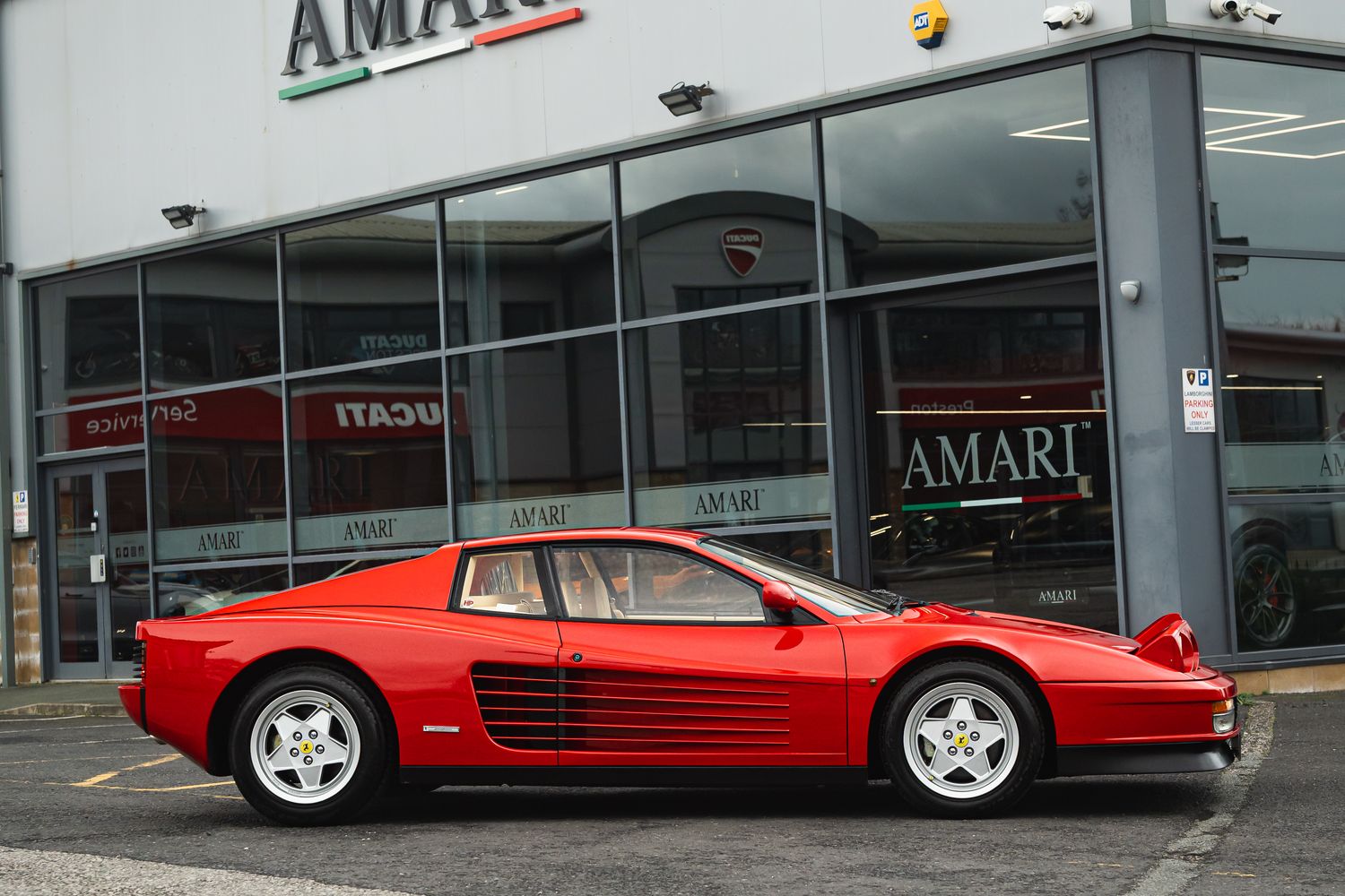 Ferrari Testarossa