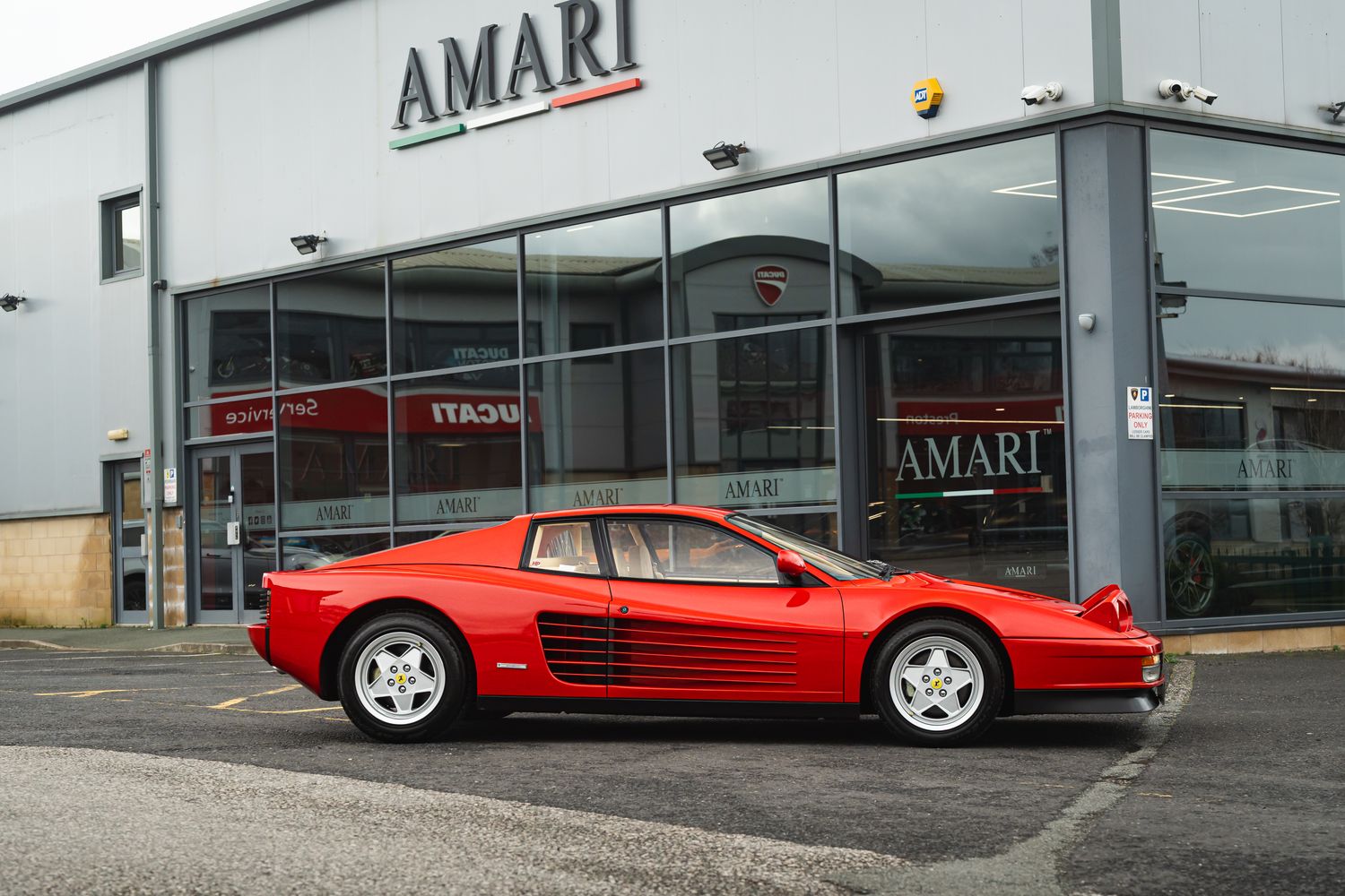 Ferrari Testarossa