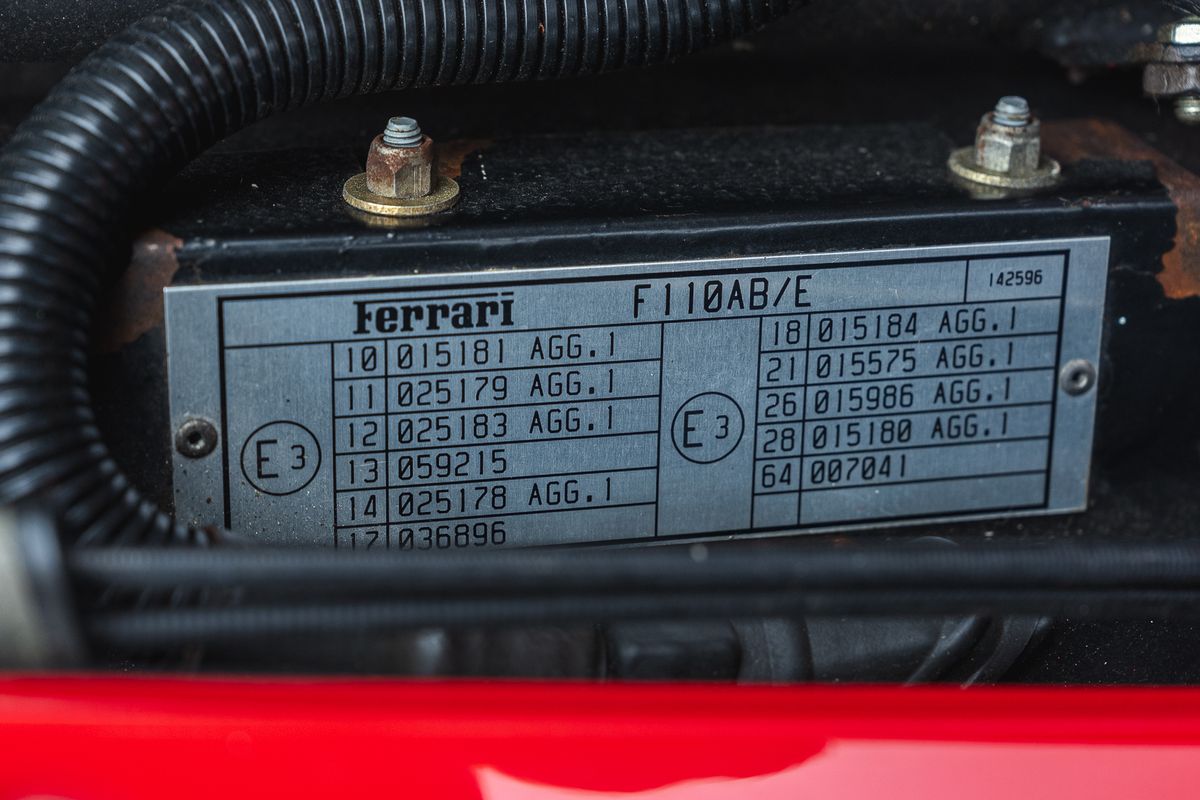 FERRARI TESTAROSSA Flat 12