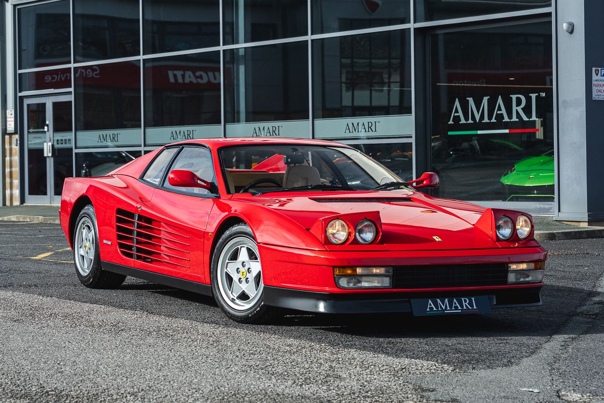 FERRARI TESTAROSSA Flat 12