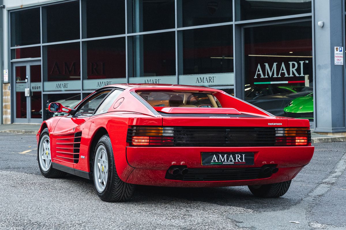 FERRARI TESTAROSSA Flat 12