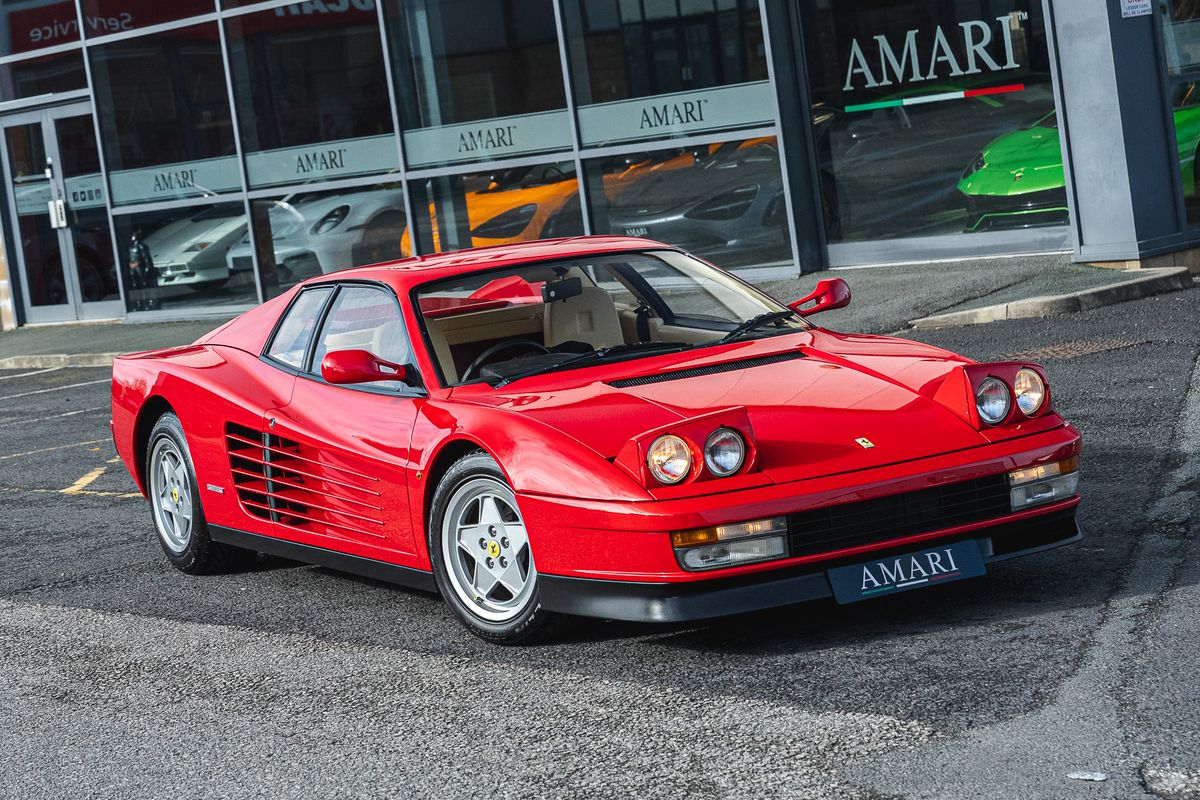 FERRARI TESTAROSSA Flat 12