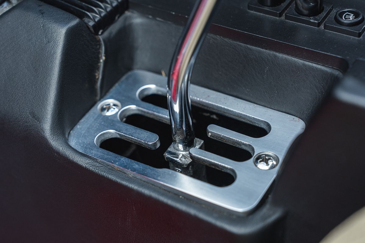 FERRARI TESTAROSSA Flat 12