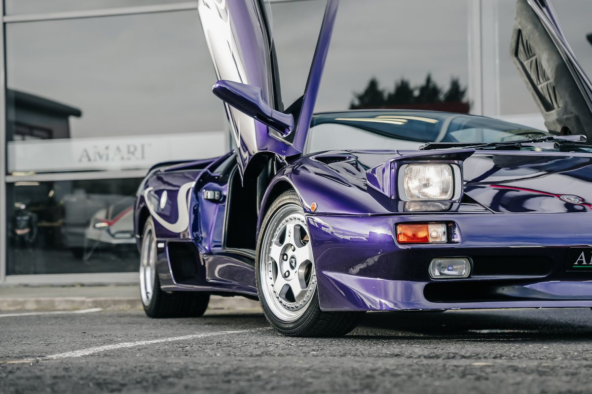 LAMBORGHINI DIABLO SV 5.7 V12 510Bhp SV