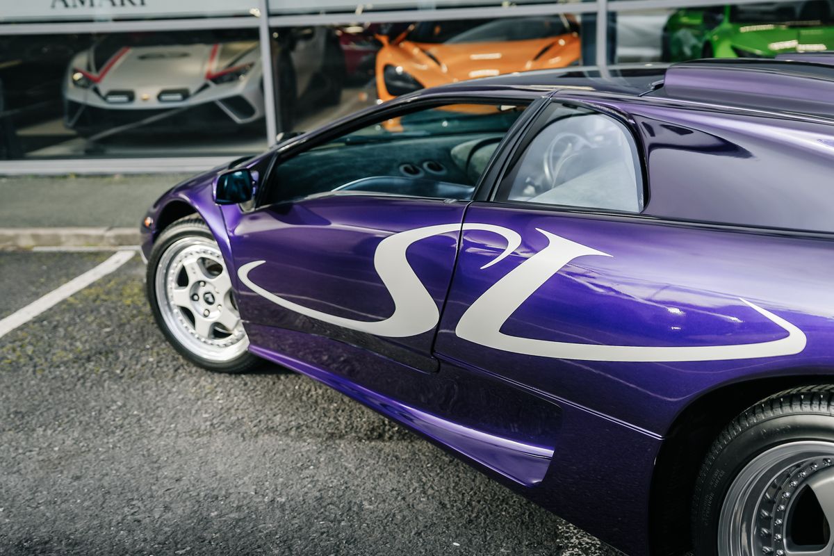 LAMBORGHINI DIABLO SV 5.7 V12 510Bhp SV