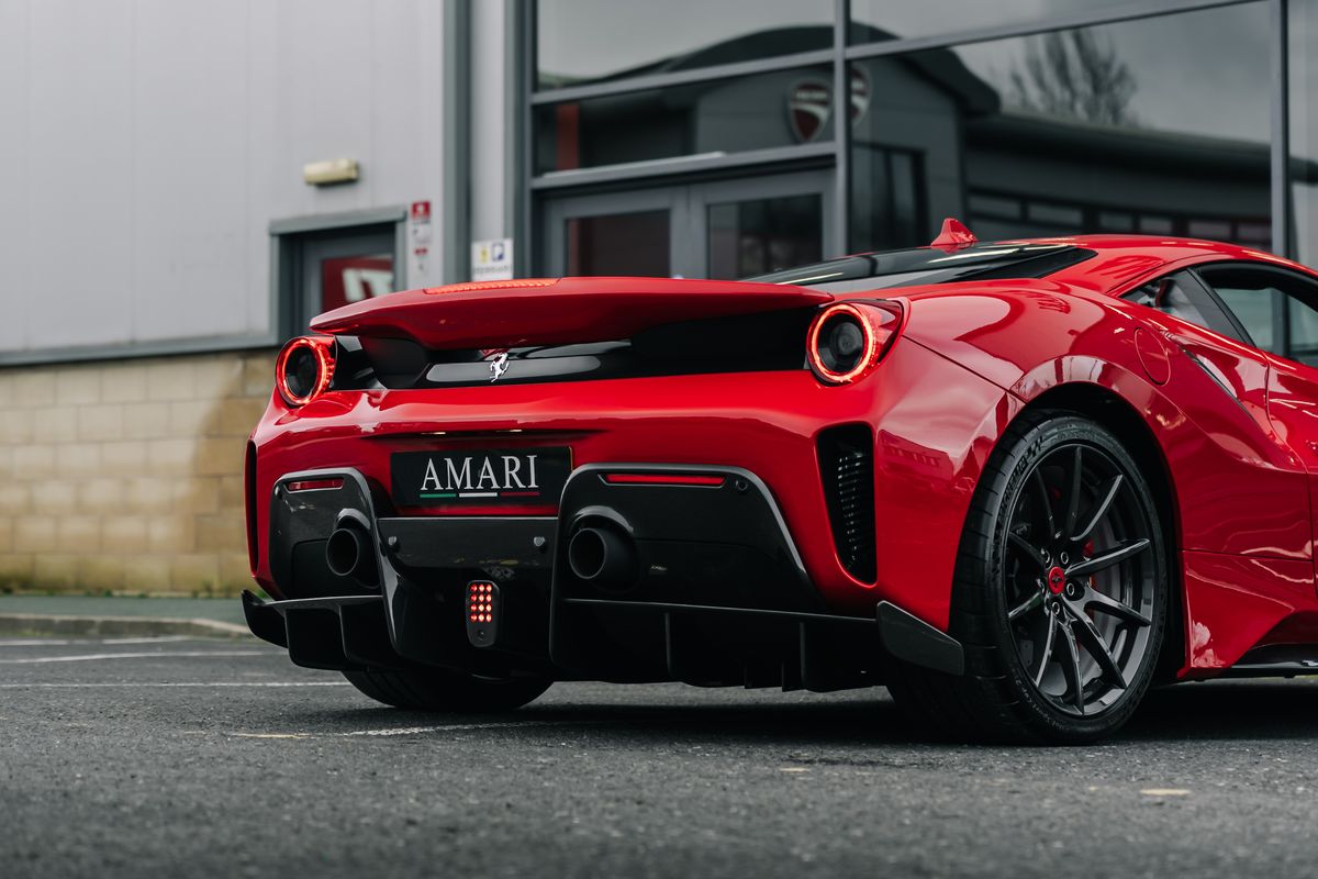 Ferrari 488 Pista