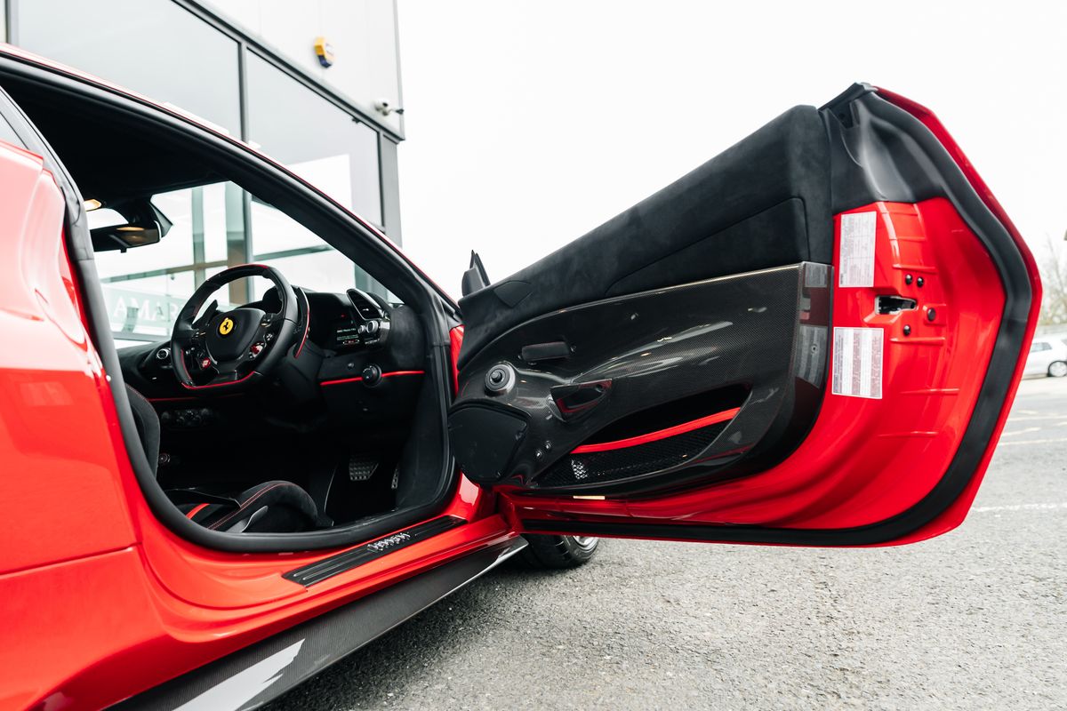 Ferrari 488 Pista