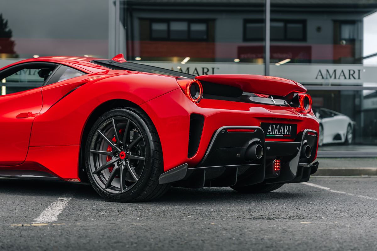 Ferrari 488 Pista