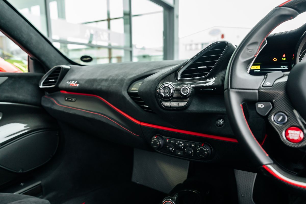 Ferrari 488 Pista