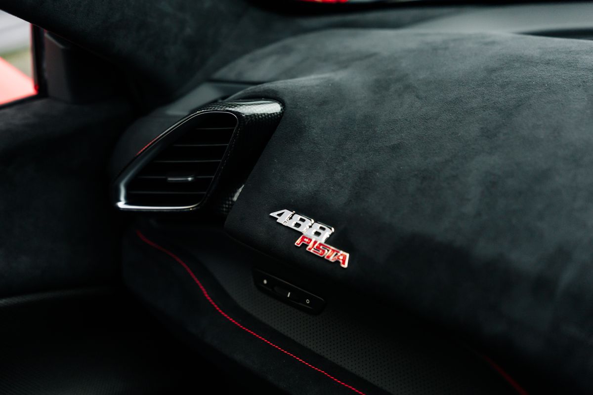 Ferrari 488 Pista