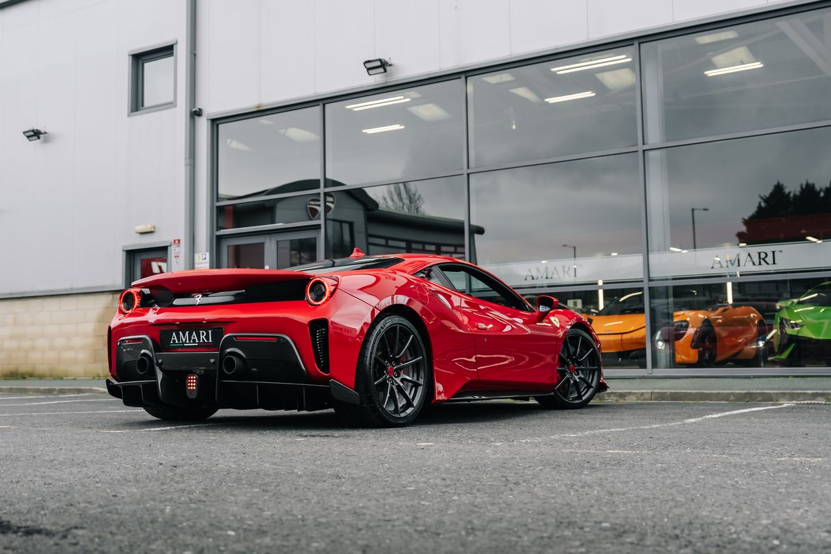 Ferrari 488 Pista