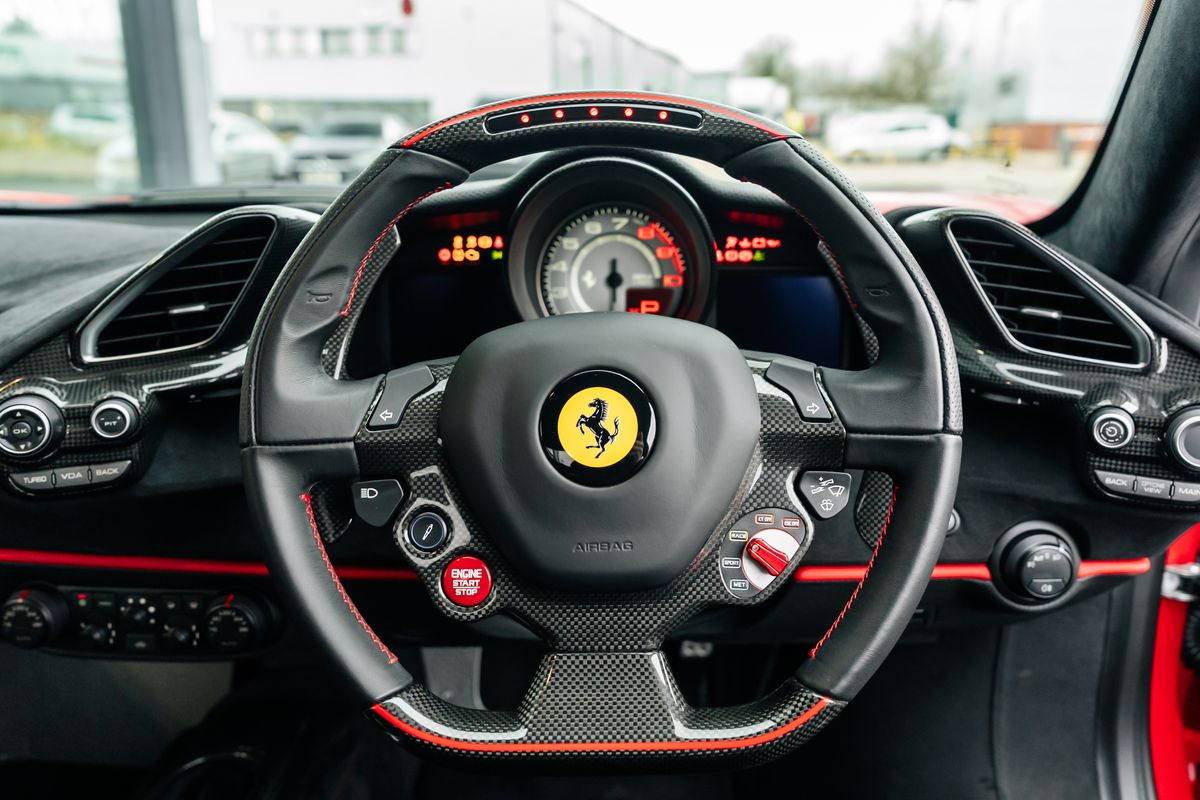 Ferrari 488 Pista