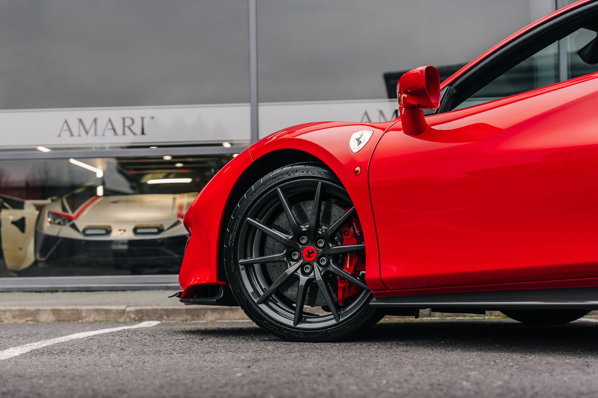 Ferrari 488 Pista