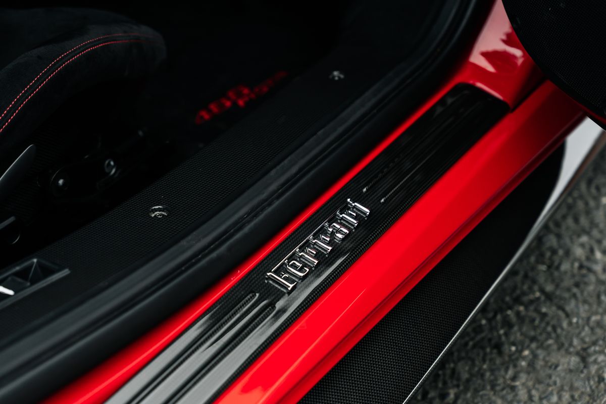 Ferrari 488 Pista