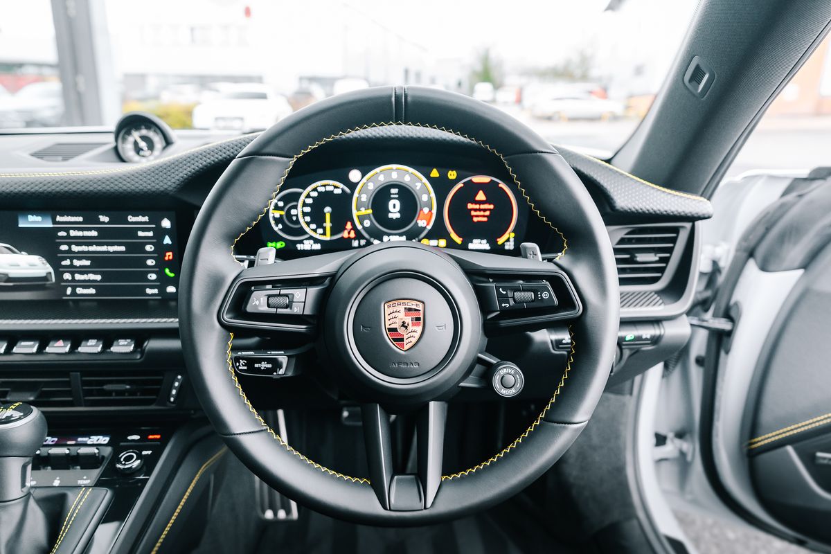 PORSCHE 911 992.2 GT3 TOURING