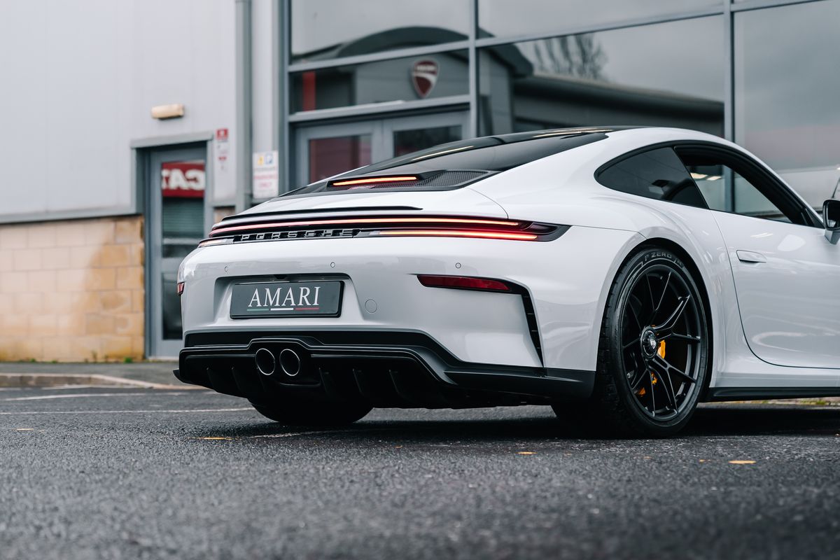 PORSCHE 911 992.2 GT3 TOURING