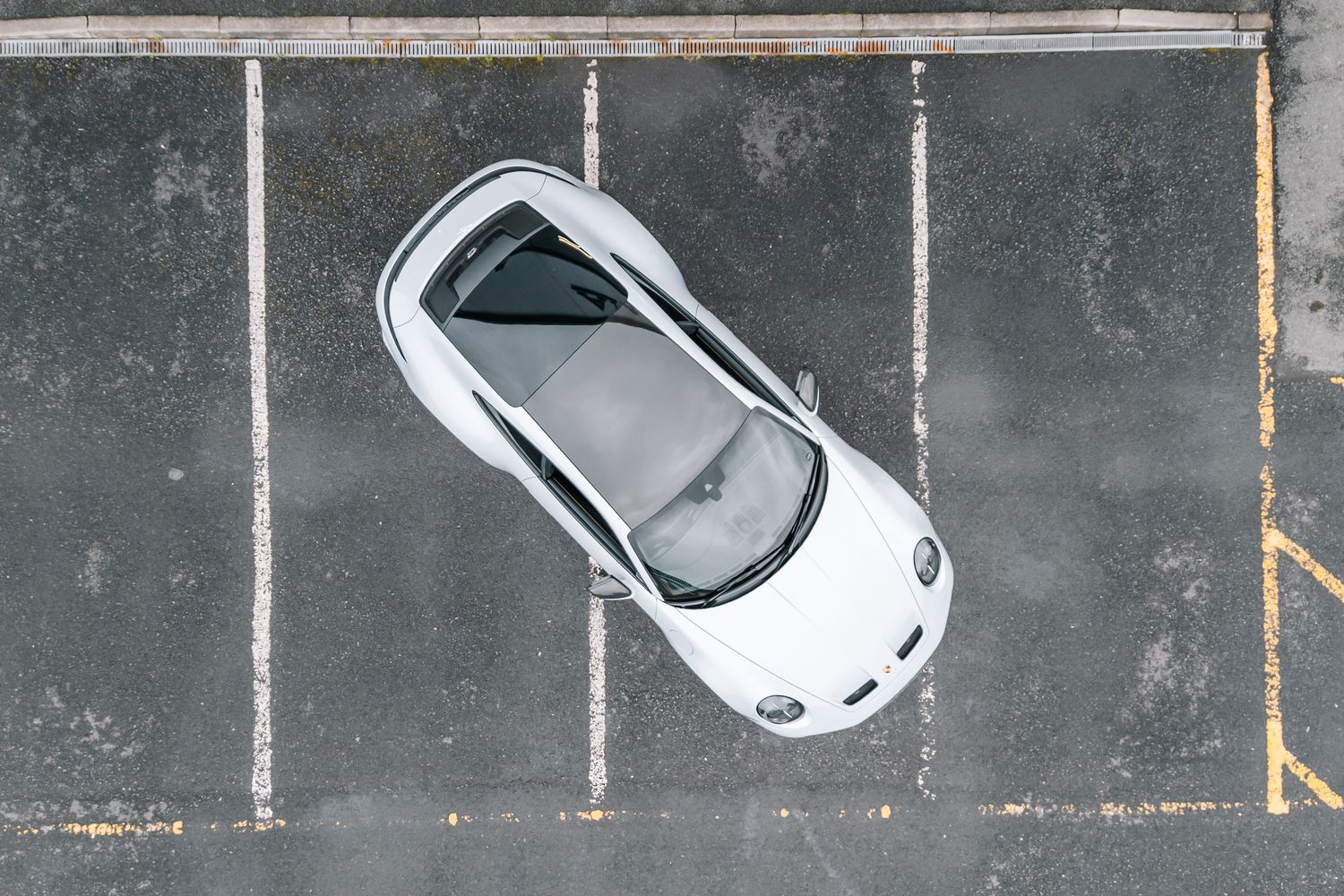 Porsche 911 992.2 GT3 Touring