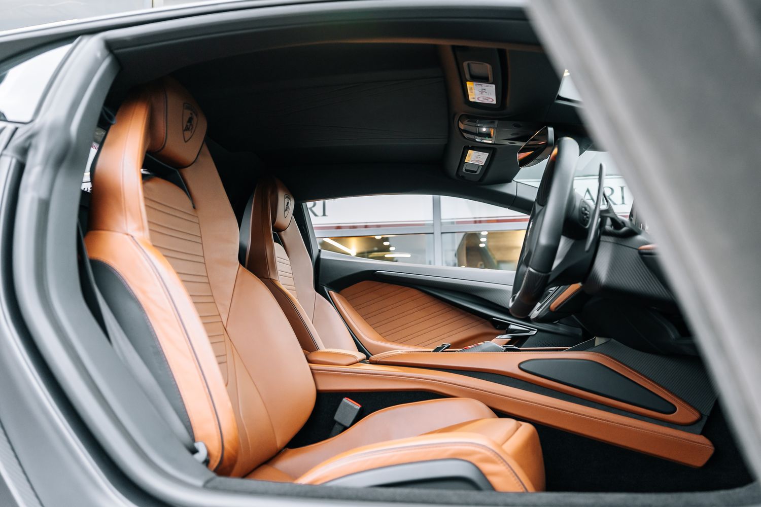 Lamborghini Revuelto