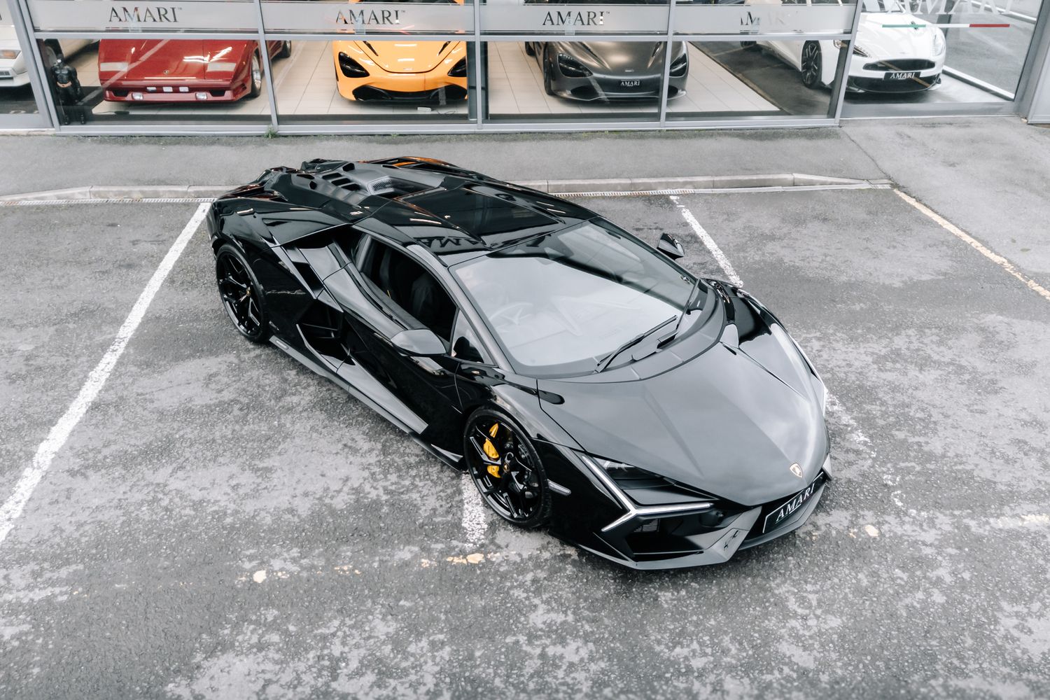 Lamborghini Revuelto