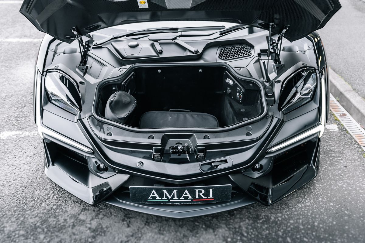 Lamborghini Revuelto