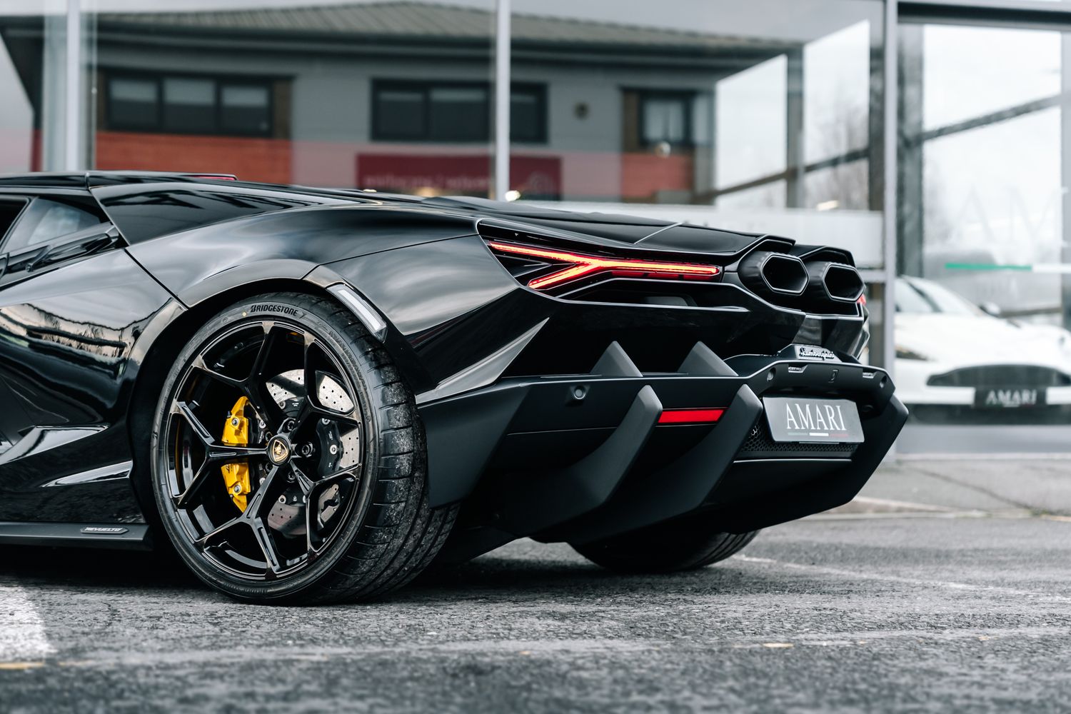 Lamborghini Revuelto