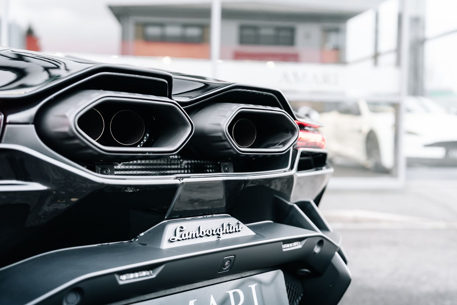 Lamborghini Revuelto