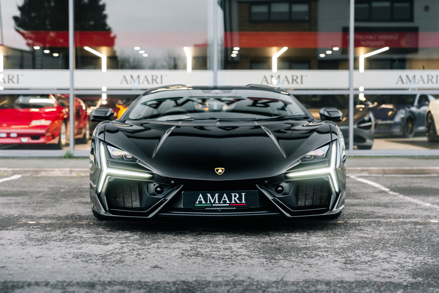 Lamborghini Revuelto