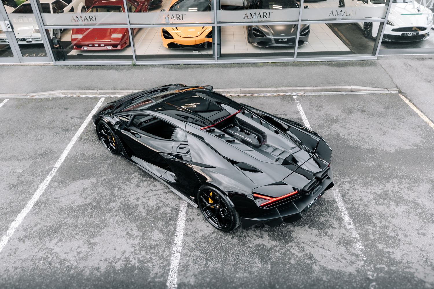 Lamborghini Revuelto
