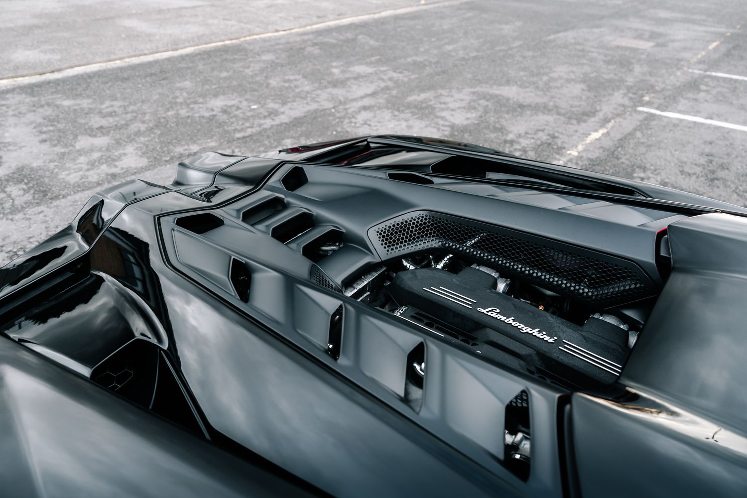 Lamborghini Revuelto