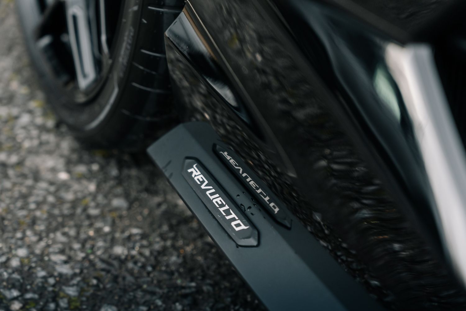 Lamborghini Revuelto