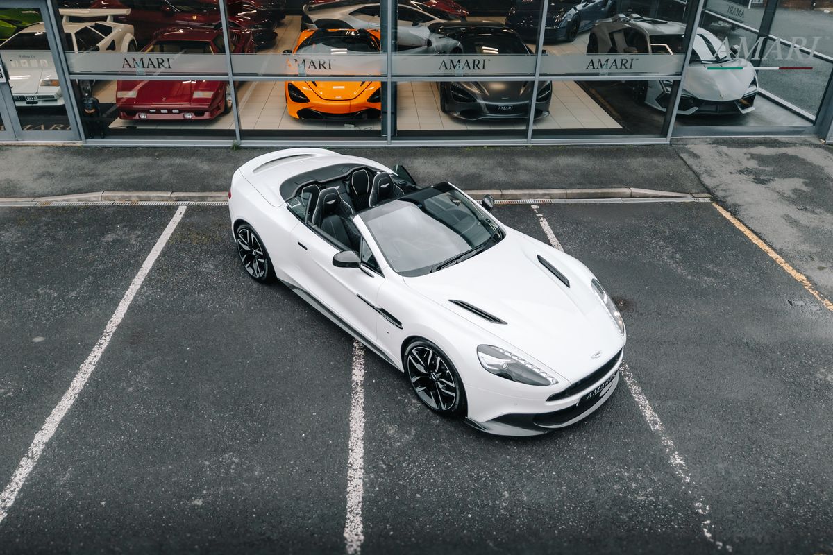 ASTON MARTIN VANQUISH 6.0 V12 S Volante