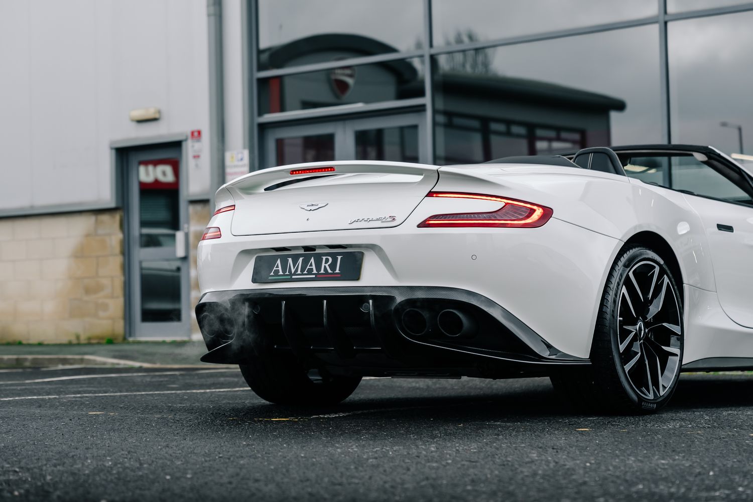 Aston Martin Vanquish