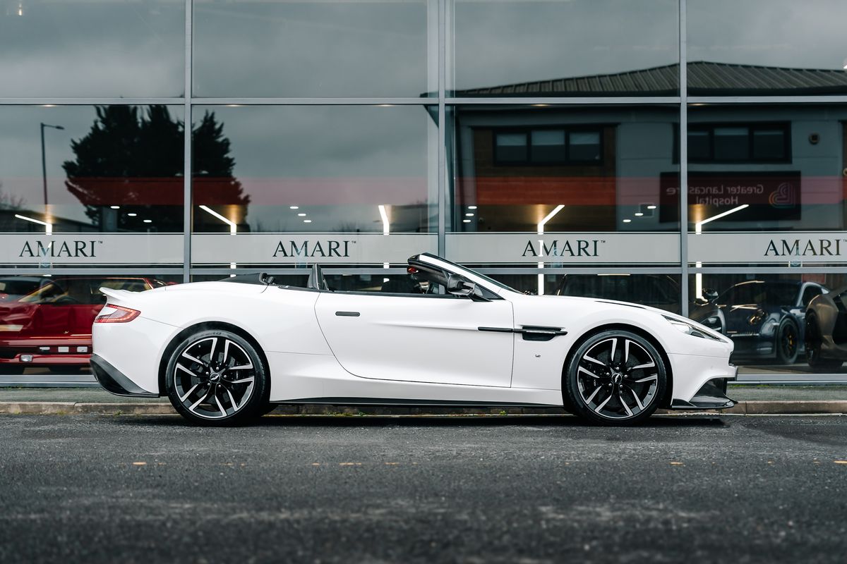 ASTON MARTIN VANQUISH 6.0 V12 S Volante