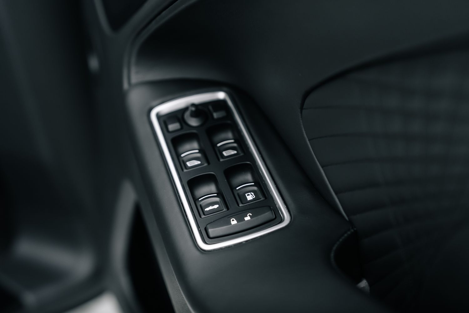 Aston Martin Vanquish