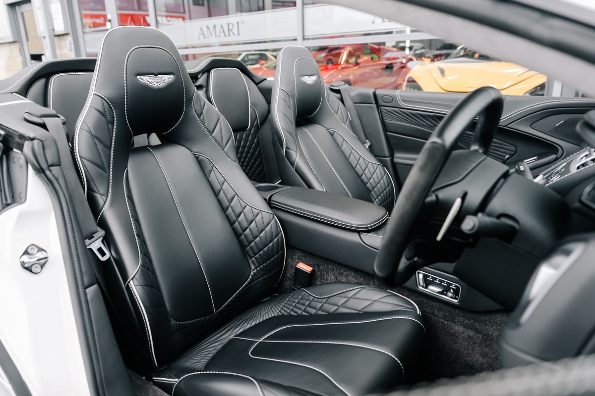 ASTON MARTIN VANQUISH 6.0 V12 S Volante