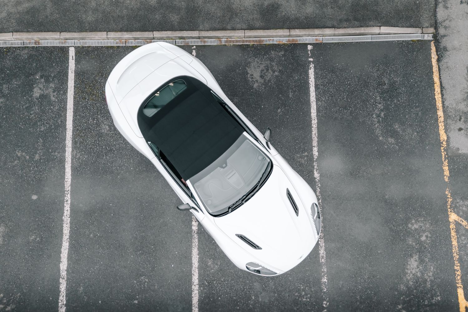 Aston Martin Vanquish