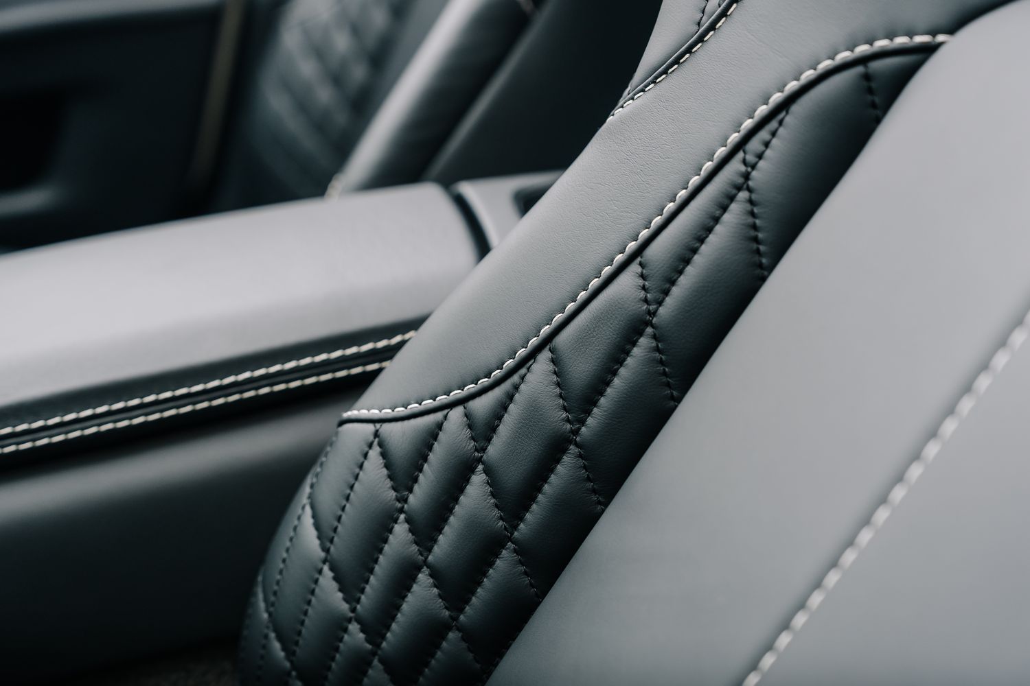 Aston Martin Vanquish