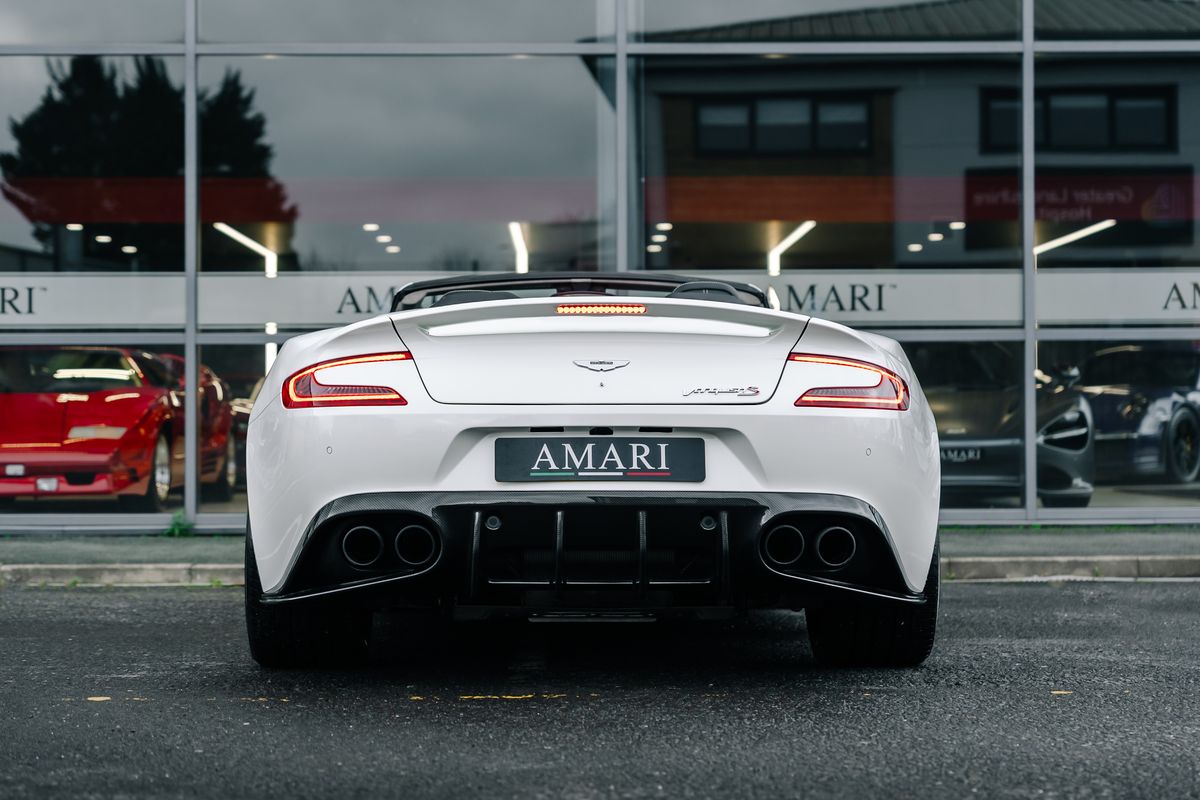 ASTON MARTIN VANQUISH 6.0 V12 S Volante