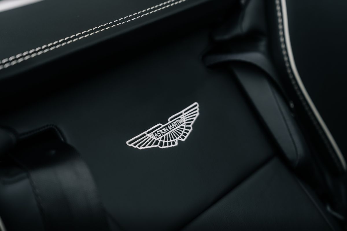 ASTON MARTIN VANQUISH 6.0 V12 S Volante
